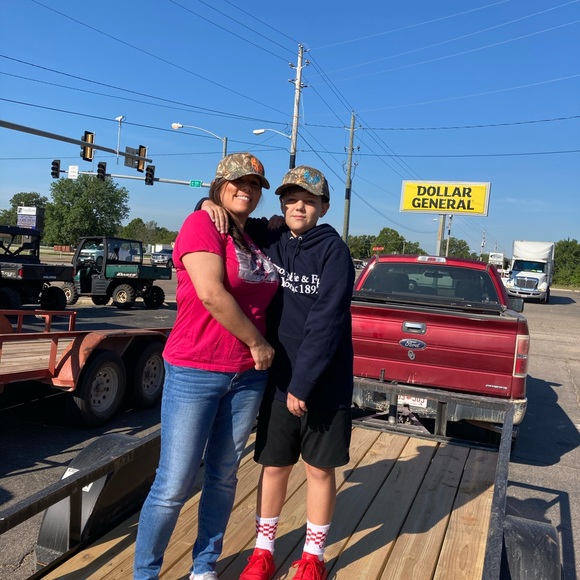 Meet your Posher, Shila - Picture 1 of 1